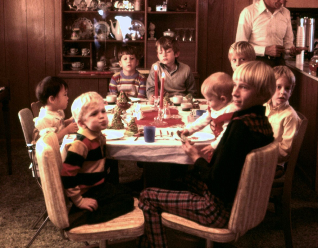 1976-12-Scott-Christmas-07.jpg